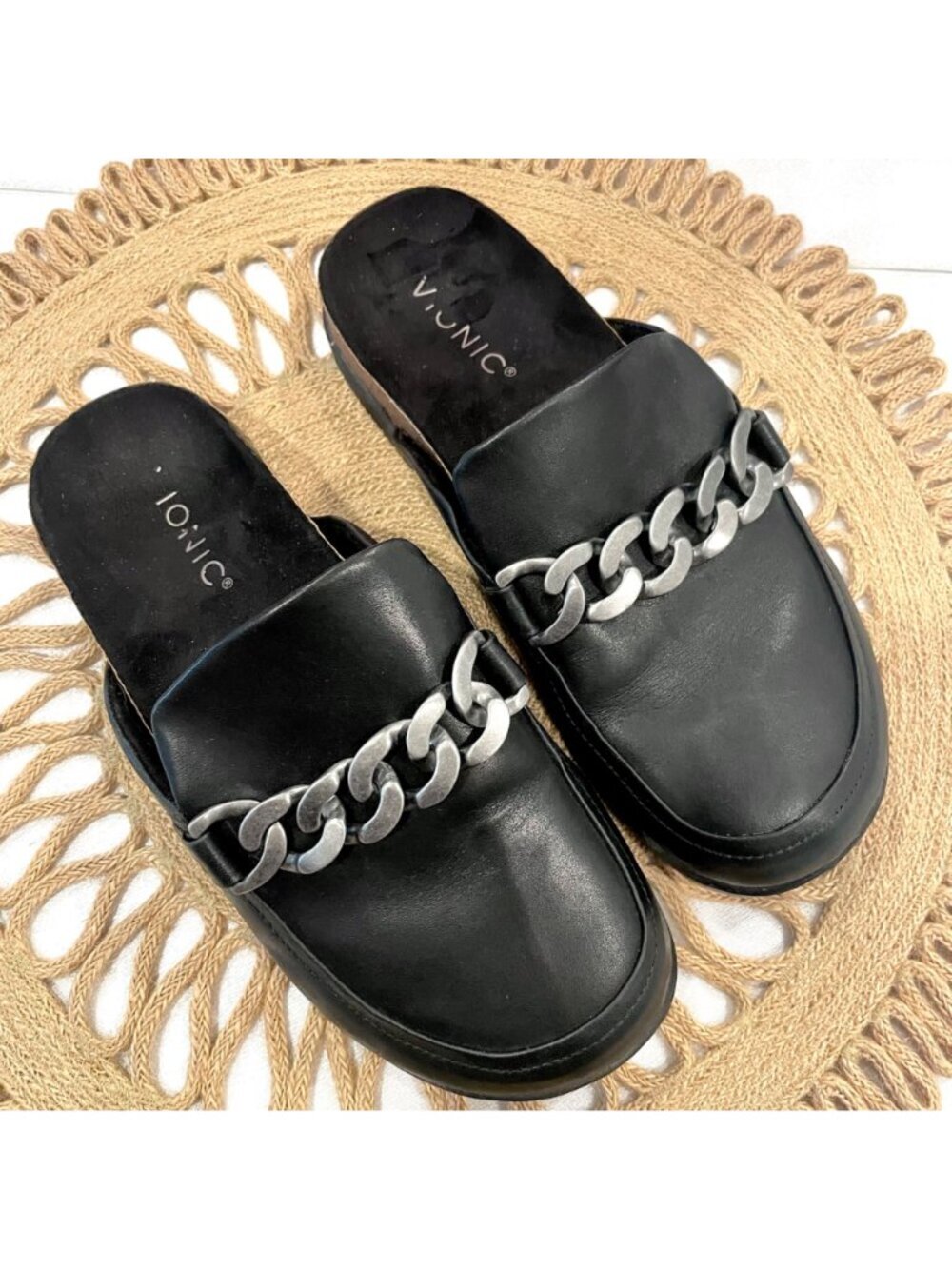 Vionic Georgie Black Leather Chain Slip-On Mules Size US 6.5 - Picture 2 of 8